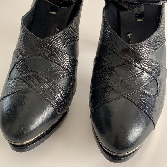 BCBG MaxAzria Leather Ankle Strap Platforms Shoes - Picture 14 of 16